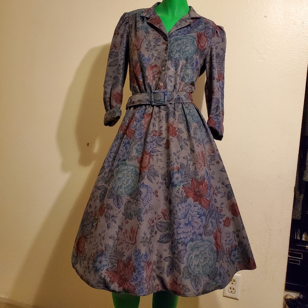 Vintage 80's does 50's shirt dress